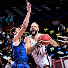 Estados Unidos se estrella en la primera curva