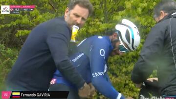 Fernando Gaviria y sus percances en la décima etapa del Giro