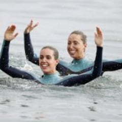 Ona Carbonell y Gemma Mengual, coreografía en el mar