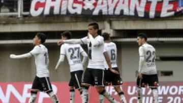 Colo Colo golea a Ñublense en el sur y espera rival en octavos