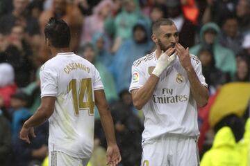 Real Madrid 1-0 Levante | James abrió a banda, Carvajal se metió hacia dentro y la puso con la izquierda para que Benzema se elevase entre dos defensas del Levante e hiciera el 1-0. 
