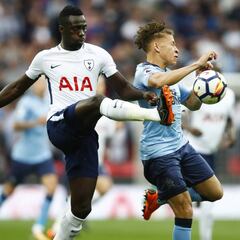 El Tottenham de Davinson gana y asegura la Champions 18/19