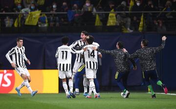 0-1. Dusan Vlahovic celebra el primer gol.