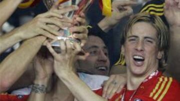 <b>EN LA HISTORIA.</b> El jugador del Liverpool considera un orgullo entrar en la historia de España que no cambiaría por nada.