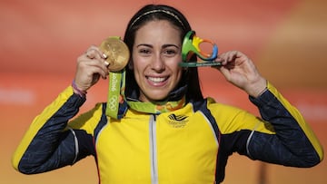 Brasil, Rio de Janeiro. 19 de agosto de 2016. Final del campeonato de BMX en los Juegos Ol&iacute;&shy;mpicos Ri&shy;o 2016. En la foto: La colombiana Mariana Paj&oacute;n quien se llev&oacute; el Oro.