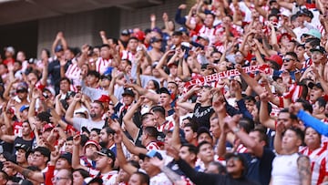 Chivas lamenta nuevo acto violento en sus tribunas