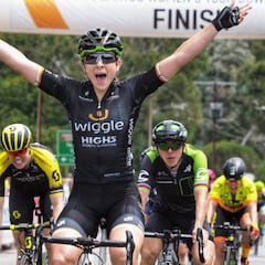 Edmondson gana al sprint y es líder del Santos Women's Tour