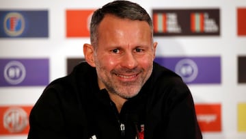 Giggs tira la toalla con el United