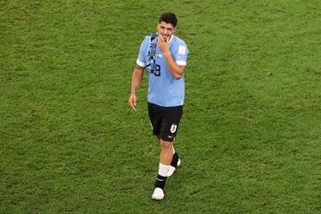 Los nervios, primero, y la desolación, después, en Luis Suárez tras quedar su selección eliminada del Mundial en la recta final del partido al ganar Corea a Portugal.