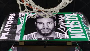 BOSTON, MA - APRIL 17: A photo of the scoreboard after Jayson Tatum #0 of the Boston Celtics made the game winning basket during Round 1 Game 1 of the 2022 NBA Playoffs against the Brooklyn Nets on April 17, 2022 at the TD Garden in Boston, Massachusetts.  NOTE TO USER: User expressly acknowledges and agrees that, by downloading and or using this photograph, User is consenting to the terms and conditions of the Getty Images License Agreement. Mandatory Copyright Notice: Copyright 2022 NBAE  (Photo by Brian Babineau/NBAE via Getty Images)