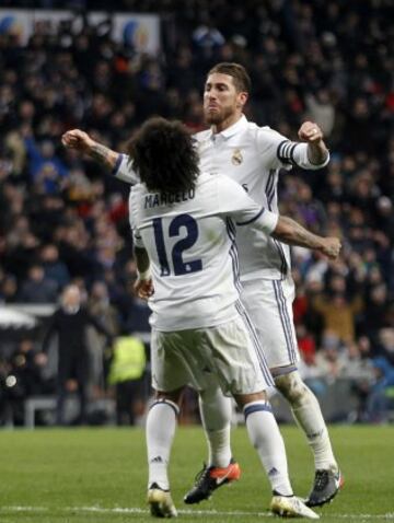 Sergio Ramos y Marcelo celebran el 1-1.