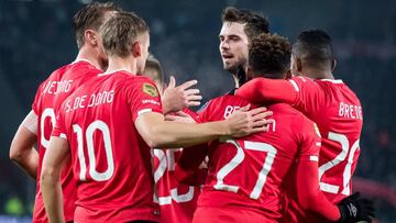 Siem De Jong rescata otra triste versión del PSV de Moreno