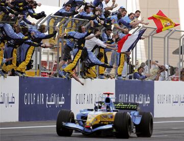 Dos semanas despu谷s, en otro circuito de calor, el Renault R25 sigui車 intratable con Alonso a los mandos y venci車 acompa?ado de nuevo por Trulli (Toyota) y Raikkonen (McLaren) en el caj車n. Su liderazgo en la clasificaci車n del Mundial era ya muy s車lido.