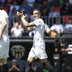 El Sevilla y el Getafe regalan una vida extra al Valencia