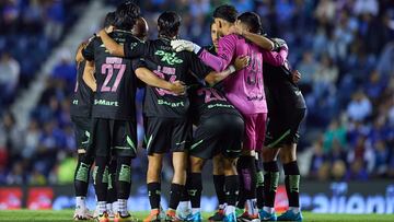 Players of Juarez during the 13th round match between Cruz Azul and FC Juarez as part of the Liga BBVA MX, Torneo Apertura 2024 at Ciudad de los Deportes Stadium on October 23, 2024 in Mexico City, Mexico.