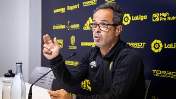 Álvaro Cervera durante una conferencia de prensa.