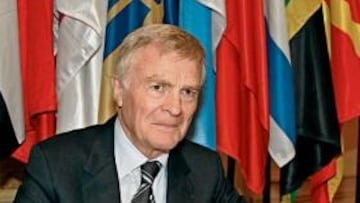 <b>EN ENTREDICHO. </b>La imagen del presidente de la FIA, Max Mosley, ha resultado seriamente dañada.