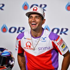 “Pongo el mismo neumático de Pecco aunque sea el de agua”