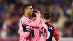 FOXBOROUGH, MASSACHUSETTS - APRIL 27: Luis Su�rez #9 of Inter Miami celebrates his goal with Lionel Messi #10 during the second half in the game against the New England Revolution at Gillette Stadium on April 27, 2024 in Foxborough, Massachusetts.   Maddie Meyer/Getty Images/AFP (Photo by Maddie Meyer / GETTY IMAGES NORTH AMERICA / Getty Images via AFP)