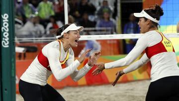 Liliana Fernández y Elsa Baquerizo en un partido de los Juegos Olímpicos de Río de Janeiro 2016.