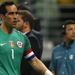 Bravo y nuevo DT de la Roja: "Debe trabajar con seriedad"