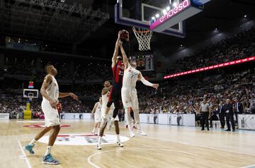 El primer partido entre el Real Madrid y el Baskonia