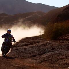 Bombazo: Price sufre una caída y el campeón deja el Dakar