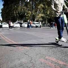 Un brutal atropello a una mujer despierta la polémica de los patinetes eléctricos