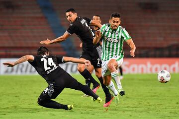 Nacional clasificó a la fase de grupos de la Copa Libertadores tras vencer a Libertad y estará en el grupo de Nacional de Uruguay, Universidad Católica de Chile y Argentinos Juniors de Argentina.