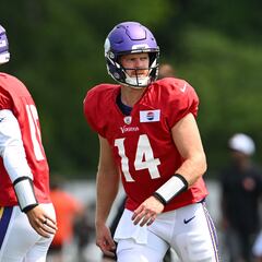 Is Sam Darnold playing in the Vikings preseason finale vs. the Philadelphia Eagles