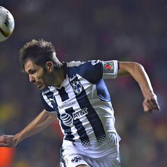 Basanta firmará extensión de contrato y se retirará con Rayados