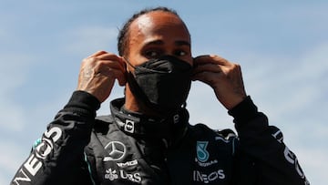 Hamilton aclara sus comentarios sobre Checo Pérez