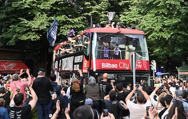 Rendidos a los campeones