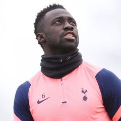 "Davinson no tiene el nivel de los defensas que Mou ha tenido"