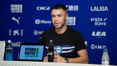 Tomás Conechny en su presentación.