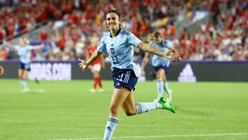 Soccer Football - Women's Euro 2022 - Group B - Denmark v Spain - Brentford Community Stadium, London, Britain - July 16, 2022 Spain's Marta Cardona celebrates scoring their first goal REUTERS/Lisi Niesner