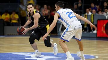 Ferrán Bassas, ante Álex López.