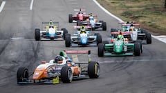 Scuncio y Bas pelean por el segundo puesto en la Fórmula Total