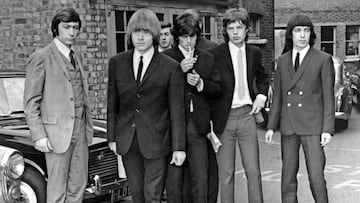 En esta foto de archivo tomada el 22 de julio de 1965 Foto tomada el 22 de julio de 1965 en Londres muestra a los Rolling Stones, (de izquierda a derecha) el baterista Charlie Watts, el guitarrista Brian Jones, el guitarrista Keith Richards, el cantante Mick Jagger y el bajo el guitarrista Bill Wyman.
