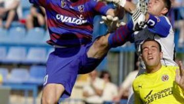 <b>UN PUNTO. </b>El Huesca se encontró el empate en el último minuto.