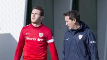 Ibai Gómez, lesionado, única baja en el entrenamiento