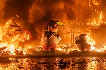 Crem de la Falla del Ayuntamiento.