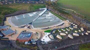 Vista aérea de Lost Shore Surf Resort, Escocia.