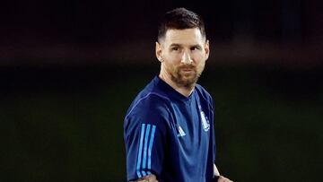 Soccer Football - FIFA World Cup Qatar 2022 - Argentina Training - Qatar University Training Site 3, Doha, Qatar - November 25, 2022 Argentina's Lionel Messi during training REUTERS/Issei Kato