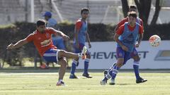 Hoyos podría sorprender con Pizarro para el Superclásico