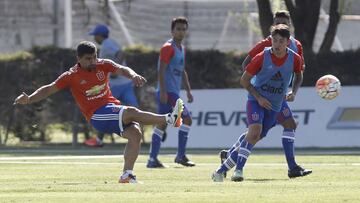 Hoyos podría sorprender con Pizarro para el Superclásico