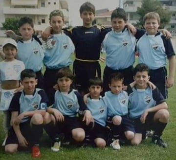 ‘Gigi’ comenzó jugando desde niño con equipos como Club Napoli Castellamare. 