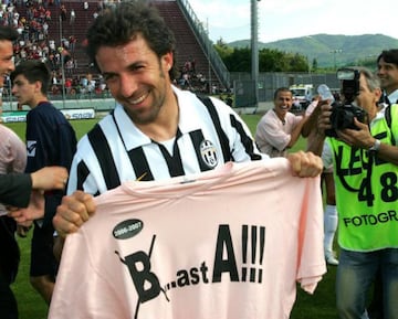 La Juventus perdió la categoría en 2005 por escándalos arbitrales. Acusaciones de fraudes masivos en resultados de la Serie A, pagos por parte de Luciano Moggi, exdirifente deportivo a los silbantes provocaron dicha situación, además, se vieron involucrados equipos como el Milan, Fiorentina. Lazio y Reggina. 