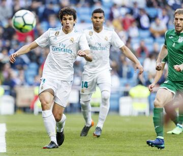 Firmó un acuerdo por seis años con el Real Madrid en julio de 2015. Al año siguiente el club madrileño lo cedió al conjunto alemán donde disputó 27 partidos antes de regresar a Madrid. 