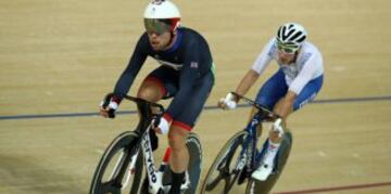 El británico empujó claramente al surcoreano Sanghoon Park en la final de la carrera por puntos en el Omnium e hizo que el asiático tuviera que retirarse y no pudiera acabar la prueba, pese a que no era candidato a medalla. La polémica se suscita en que en las repeticiones parecer ser un acto hecho a propósito.